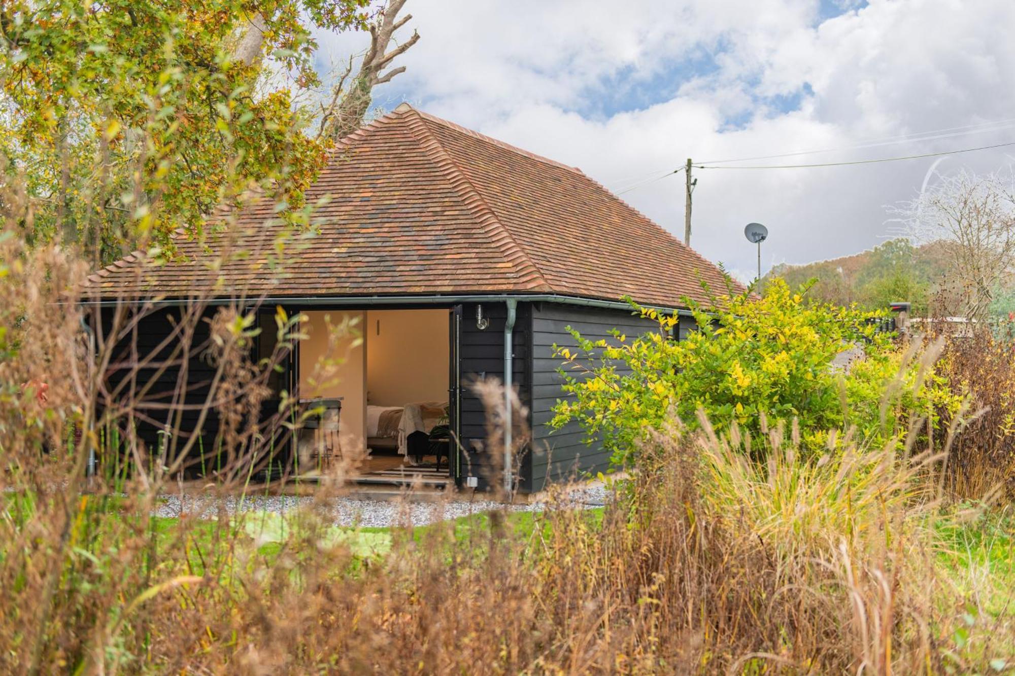 The Garden Room By Bloom Stays ไรย์ ภายนอก รูปภาพ